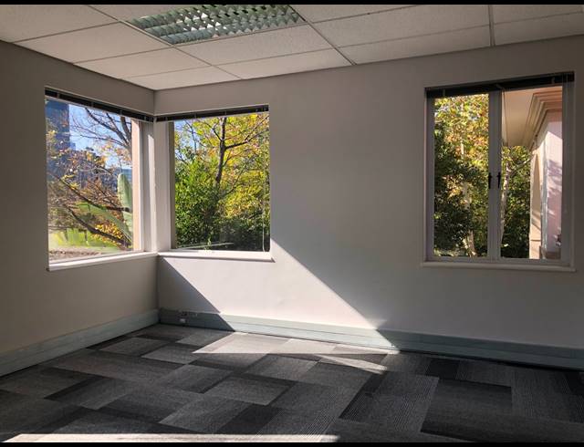 322M² OFFICE TO LET IN WIERDA VALLEY